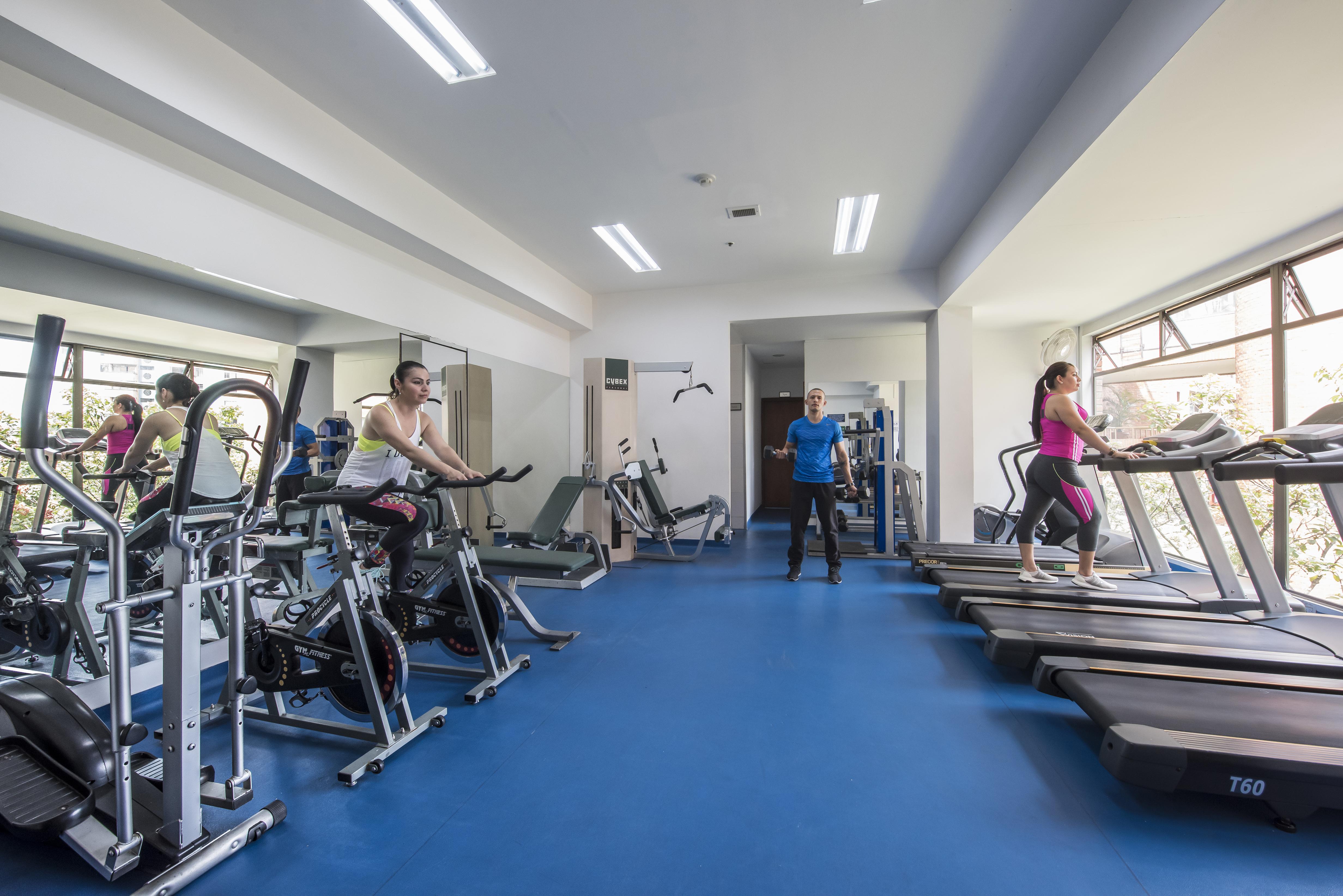 Hotel Dann Carlton Belfort Medellín Exterior foto The gym at the University of Nicosia