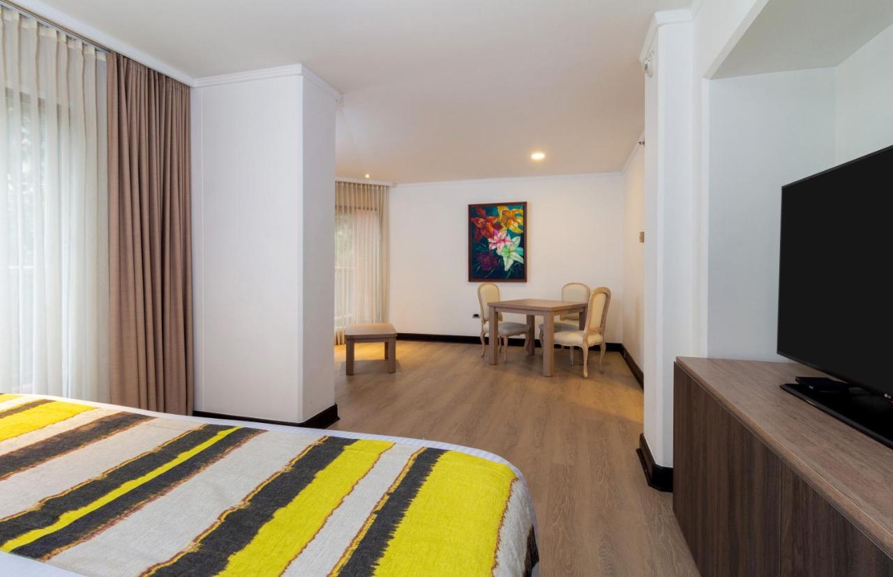Hotel Dann Carlton Belfort Medellín Exterior foto Suite